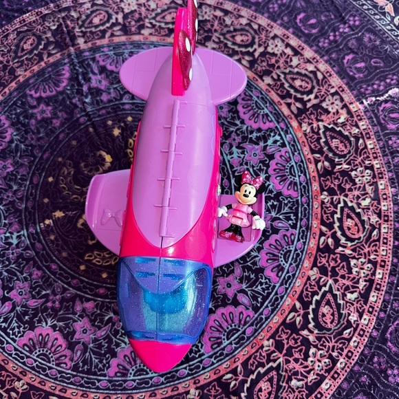 Pink Toy Airplane - Picture 7 of 13